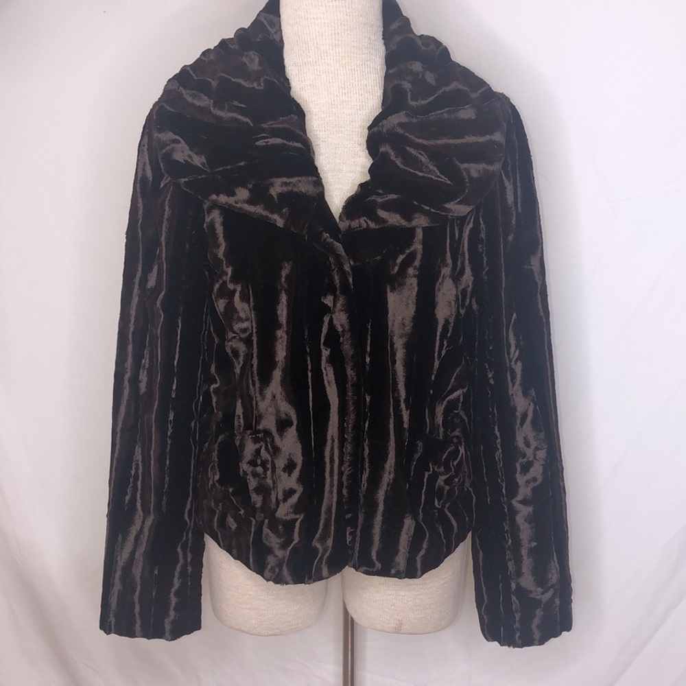 🔹 Bern And Mort Faux Fur Jacket